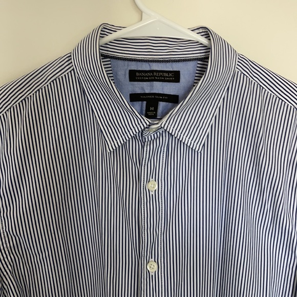 Banana Republic Tailored Slim Fit Shirt - Picture 2 of 3